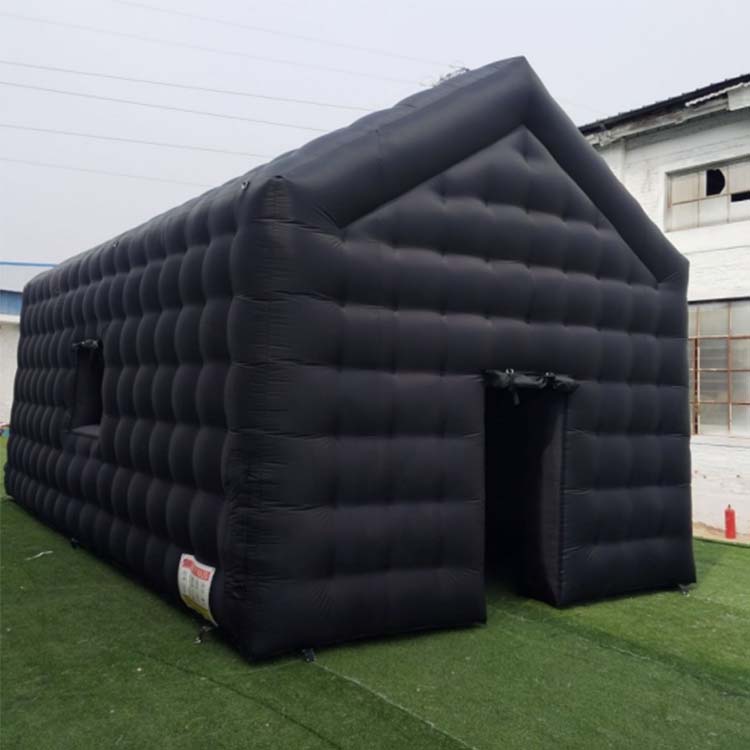 Tenda tiup kubus