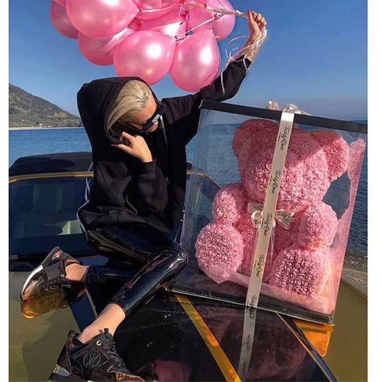 Boneka Beruang Bunga Mawar